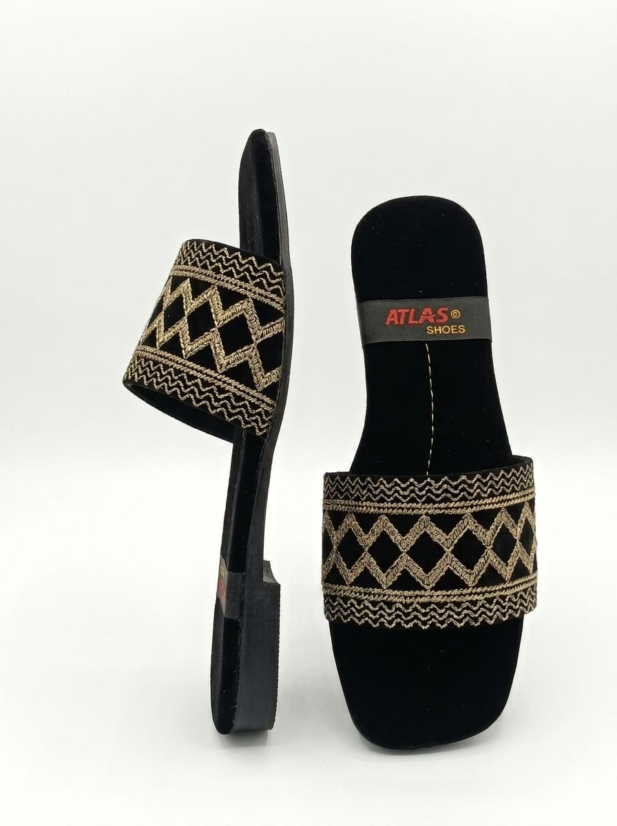 Women black embroidered flat slipper